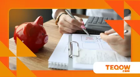 Saving vs Debt Pay-off: What Makes More Sense for Canadians Facing Economic Uncertainty