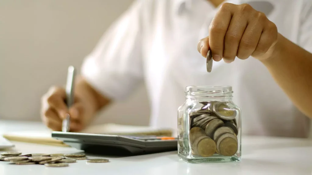 Emergency Fund: How Much Money Should Canadians Save in 2026?