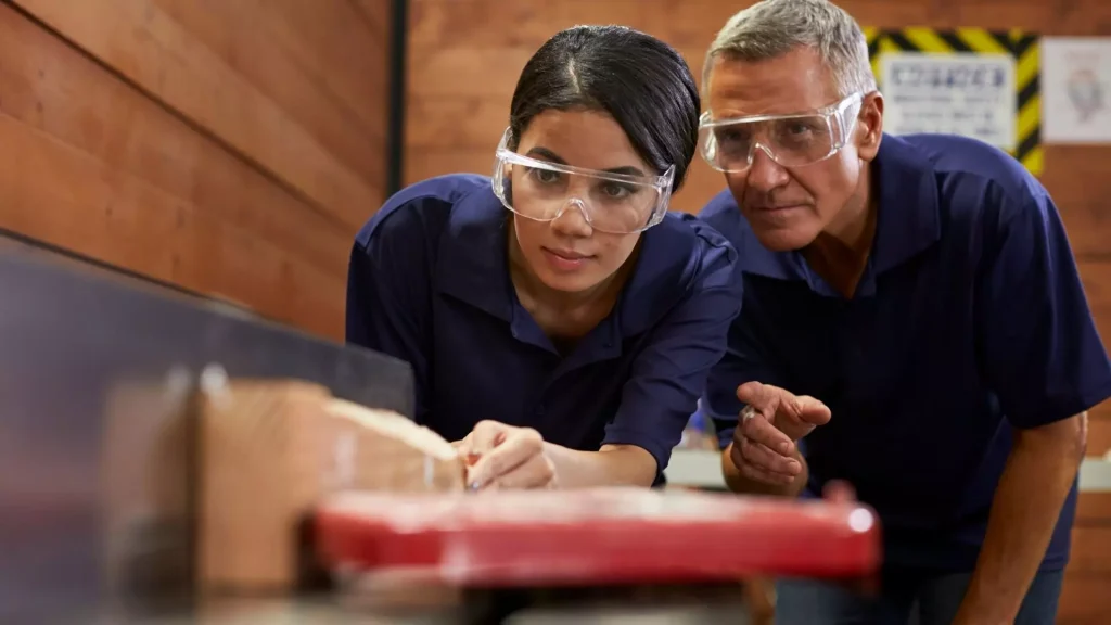 Apprenticeship Grants: Financial Support Available for Canadian Apprentices